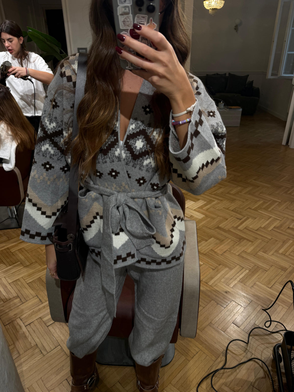 Alana set